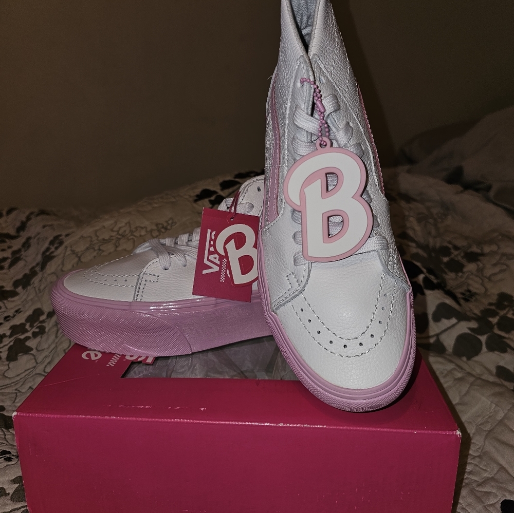Vans x Barbie Sk8 Hi